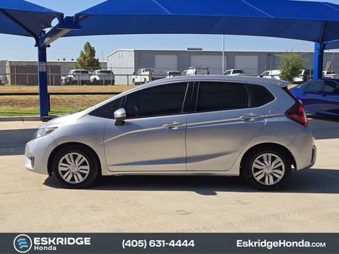 Used 2016 Honda Fit LX image 4