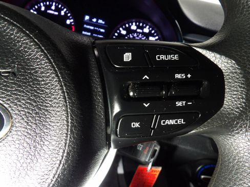 Used 2020 Kia Rio S FWD image 16