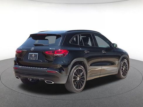 Used 2022 Mercedes-Benz GLA 250 4MATIC image 5