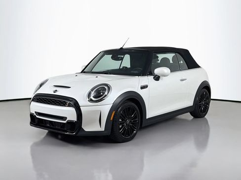 Used 2024 MINI Cooper S FWD image 1