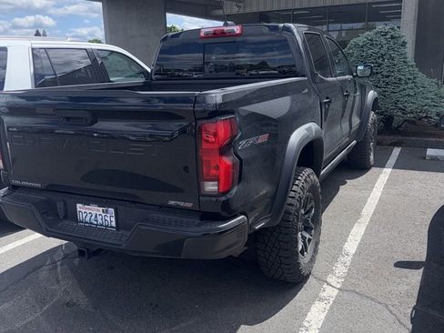 Used 2023 Chevrolet Colorado ZR2 AWD/4WD image 5