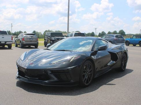 Used 2023 Chevrolet Corvette Stingray Premium Cpe w/ Z51 Performance Package RWD image 4
