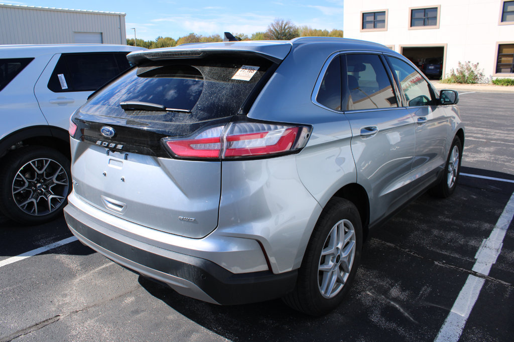 Certified 2024 Ford Edge SEL w/ Convenience Package AWD/4WD image 5