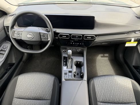 New 2026 Nissan Sentra SV w/ SV Convenience Package FWD image 2
