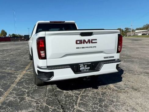 New 2026 GMC Sierra 1500 Elevation image 7