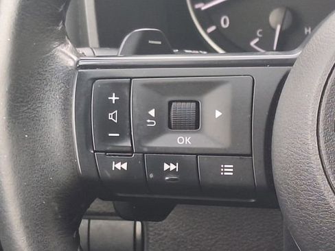 Certified 2024 Nissan Rogue SV w/ SV Premium Package FWD image 13