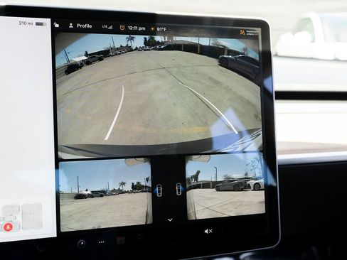 Used 2020 Tesla Model 3 Long Range image 33