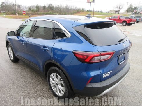 Used 2023 Ford Escape Active w/ Tech Pack #2 image 3