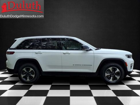 Used 2024 Jeep Grand Cherokee Limited 4xe AWD/4WD image 6