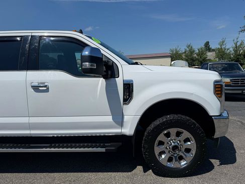 Used 2019 Ford F250 Lariat w/ Chrome Package AWD/4WD image 18