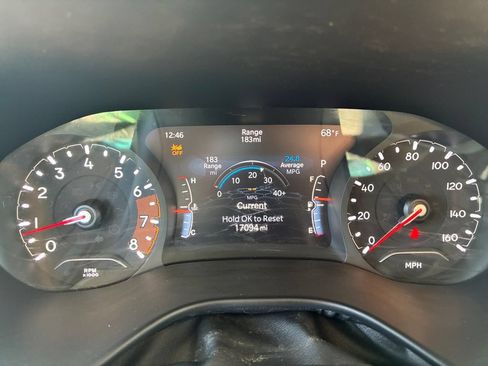 Used 2024 Jeep Compass Limited w/ Sun and Sound Group AWD/4WD image 14