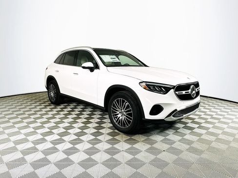 Certified 2026 Mercedes-Benz GLC 300 4MATIC image 1