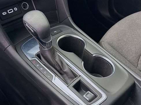 Used 2024 Chevrolet Equinox LT image 19