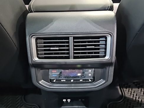 New 2026 Volkswagen Atlas SEL AWD/4WD image 18