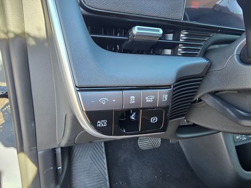 New 2026 Hyundai Ioniq 5 SEL AWD/4WD image 18