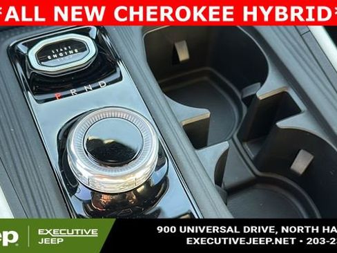 New 2026 Jeep Cherokee Limited image 17