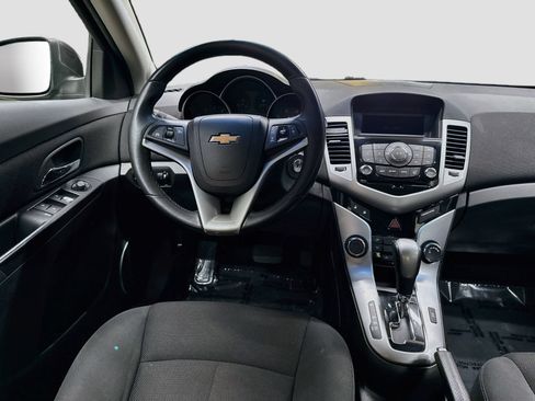 Used 2011 Chevrolet Cruze LT FWD image 22