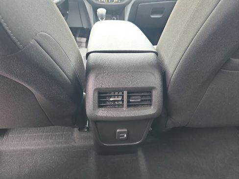 Used 2024 Chevrolet Equinox LT w/ LPO, Floor Liner Package FWD image 16