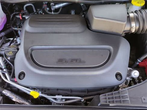 New 2026 Chrysler Pacifica Select image 15