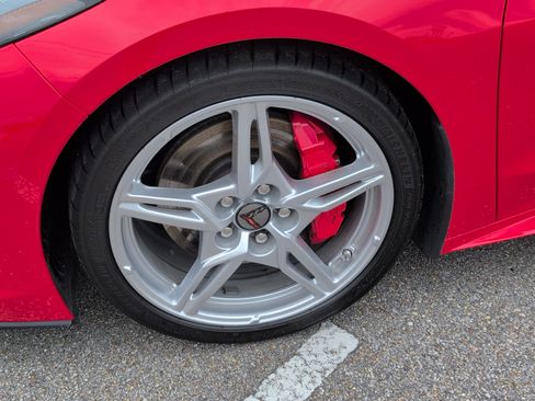 Used 2021 Chevrolet Corvette Stingray Preferred Cpe w/ Z51 Performance Package RWD image 11