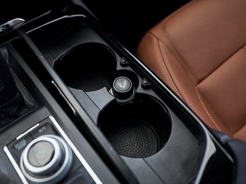 Used 2022 Maserati Levante Modena image 48