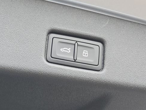 New 2026 Audi Q5 Premium image 16