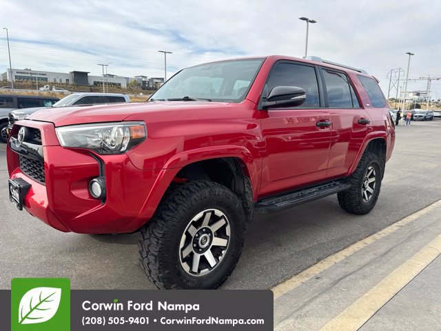 Used 2018 Toyota 4Runner SR5 Premium AWD/4WD image 3