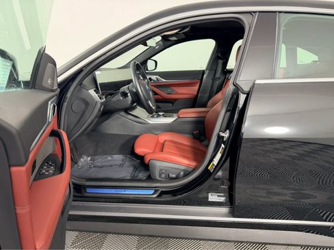 Certified 2024 BMW i4 eDrive35 w/ Premium Package image 10