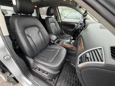 Used 2011 Audi Q5 2.0T Premium AWD/4WD image 16