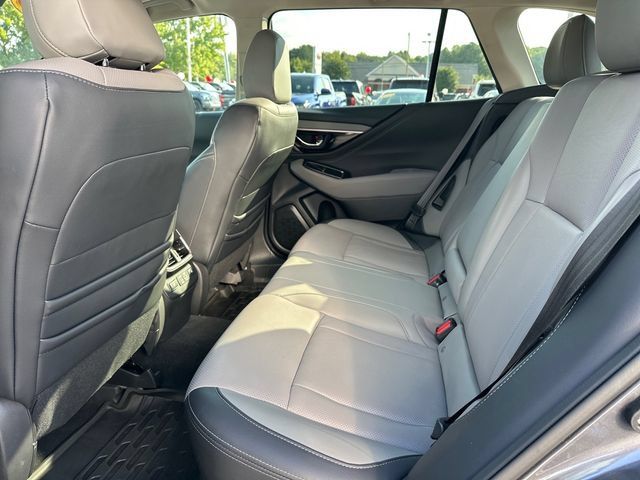 Used 2023 Subaru Outback Limited AWD/4WD image 16