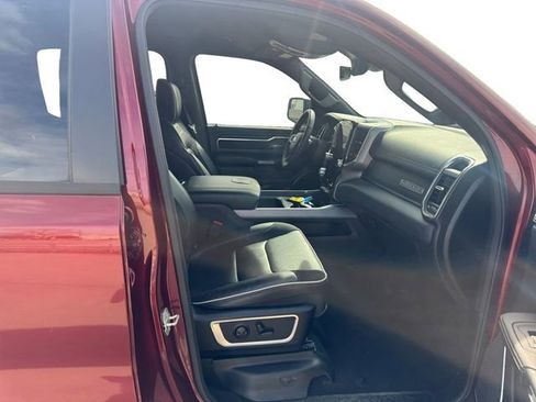 Used 2025 RAM 1500 Laramie image 15