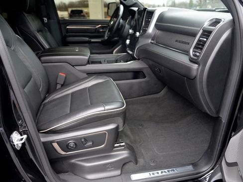 Used 2020 RAM 1500 Limited w/ Black Appearance Package image 30