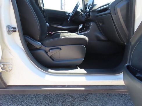 Used 2019 Ford EcoSport SE AWD/4WD image 18