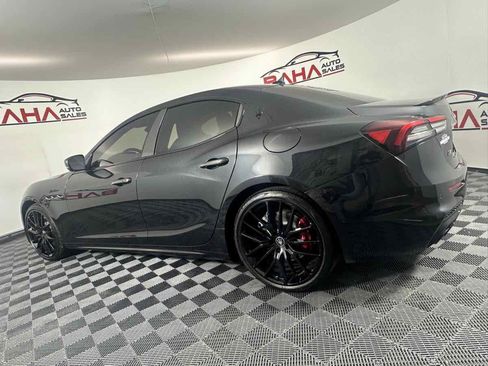 Used 2023 Maserati Ghibli Modena Q4 image 6