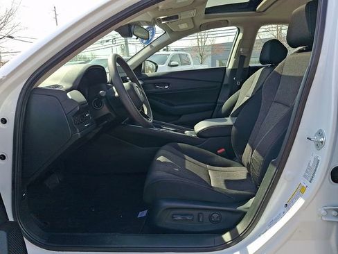 Used 2023 Honda Accord EX image 13