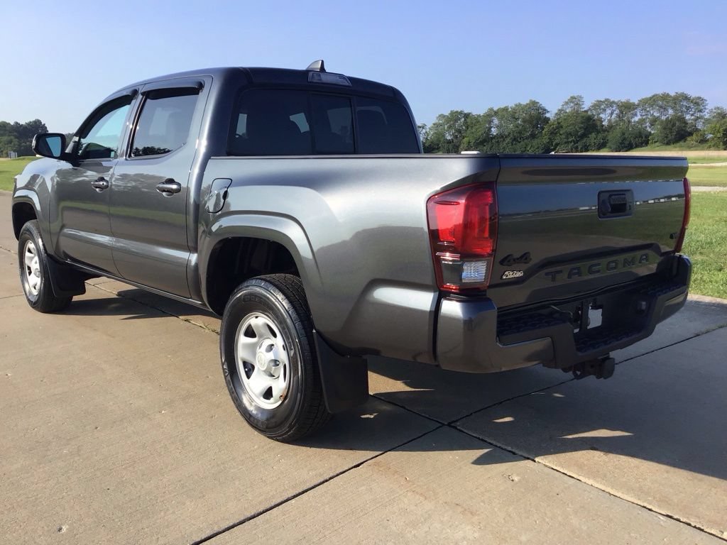 Used 2023 Toyota Tacoma SR AWD/4WD image 4
