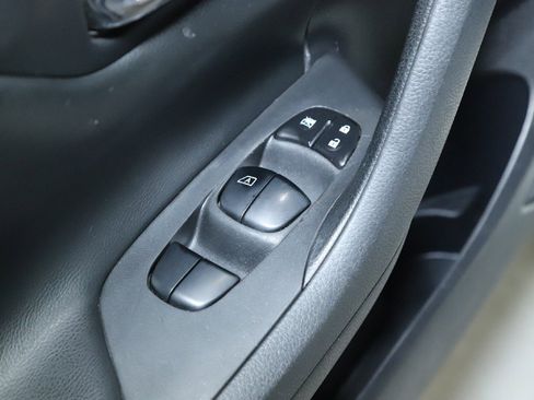 Used 2016 Nissan Altima 3.5 SR image 13