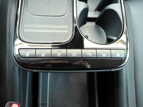 Used 2025 Hyundai Ioniq 5 Limited RWD image 51