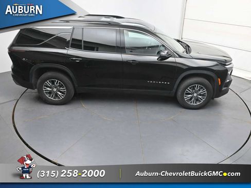 Used 2024 Chevrolet Traverse LT w/ Trailering Package AWD/4WD image 34