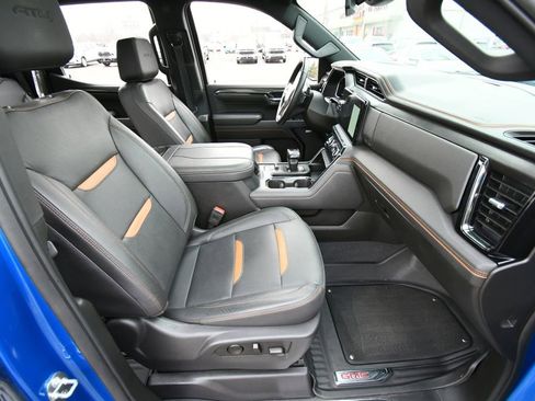 Used 2024 GMC Sierra 1500 AT4 w/ AT4 Preferred Package AWD/4WD image 20