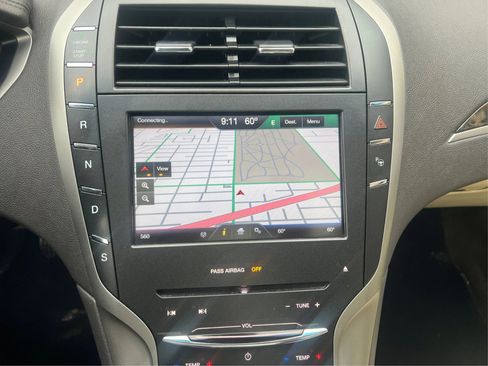 Used 2014 Lincoln MKZ w/ Equipment Group 102A Reserve FWD image 28