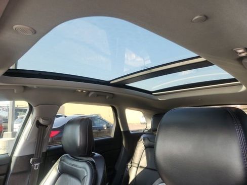 Used 2020 Lincoln Corsair Reserve image 15