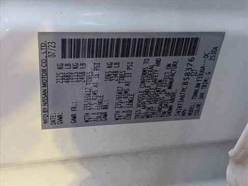 Used 2023 Nissan Rogue S image 24