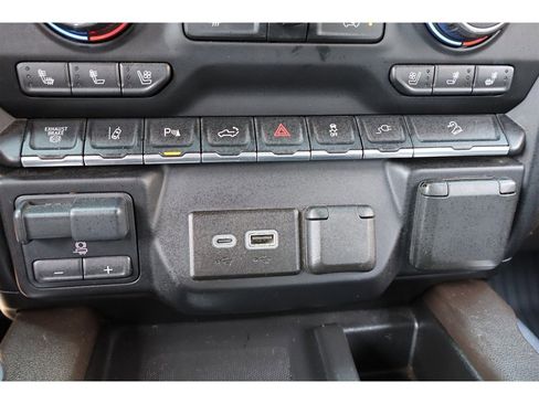 Used 2020 Chevrolet Silverado 2500 LTZ w/ LTZ Premium Package image 35