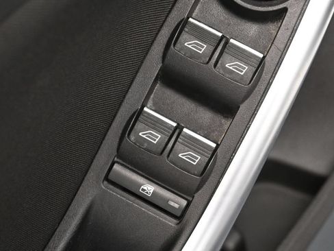 Used 2018 Ford Focus ST w/ Equipment Group 401A FWD image 12