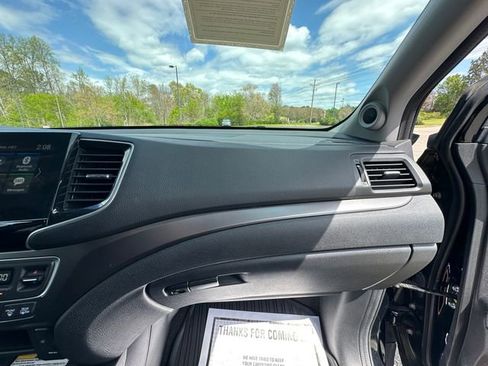 Used 2022 Honda Pilot Special Edition image 16
