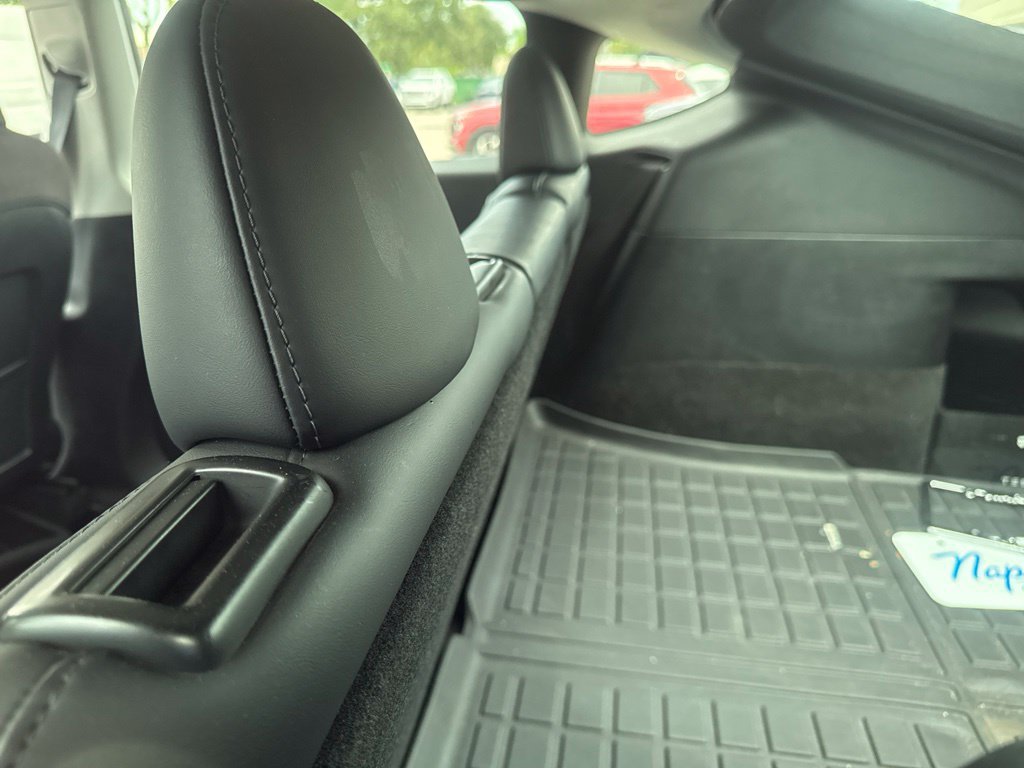 Used 2022 Tesla Model Y Long Range AWD/4WD image 22