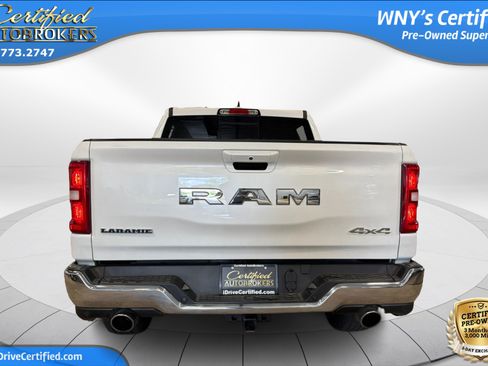 Used 2026 RAM 1500 Laramie AWD/4WD image 7