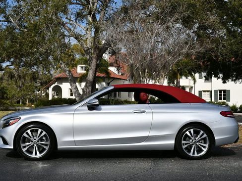 Used 2020 Mercedes-Benz C 300 4MATIC Cabriolet image 37