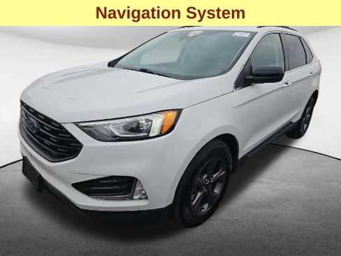 Used 2022 Ford Edge SEL w/ Sport Appearance Package image 4